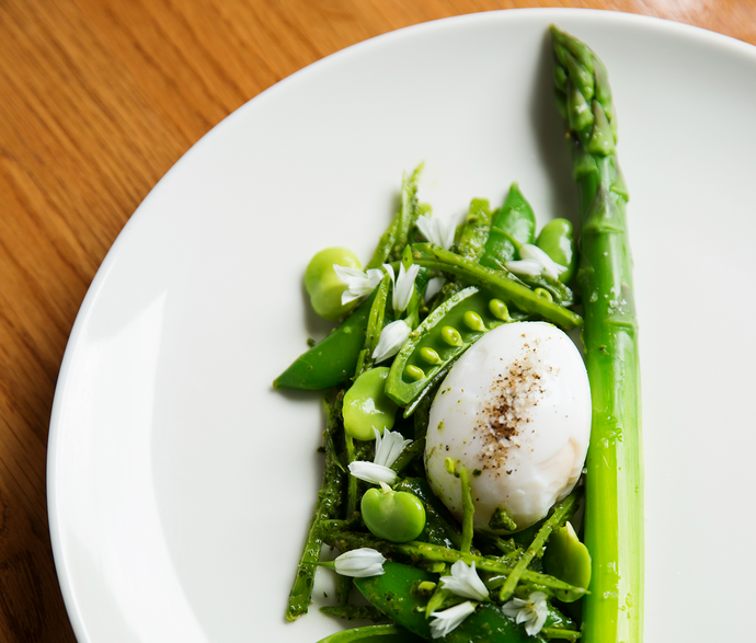 Seasonal Food & Wine Pairings: Early Summer Asparagus & Eggs with Regional Chenin Blanc